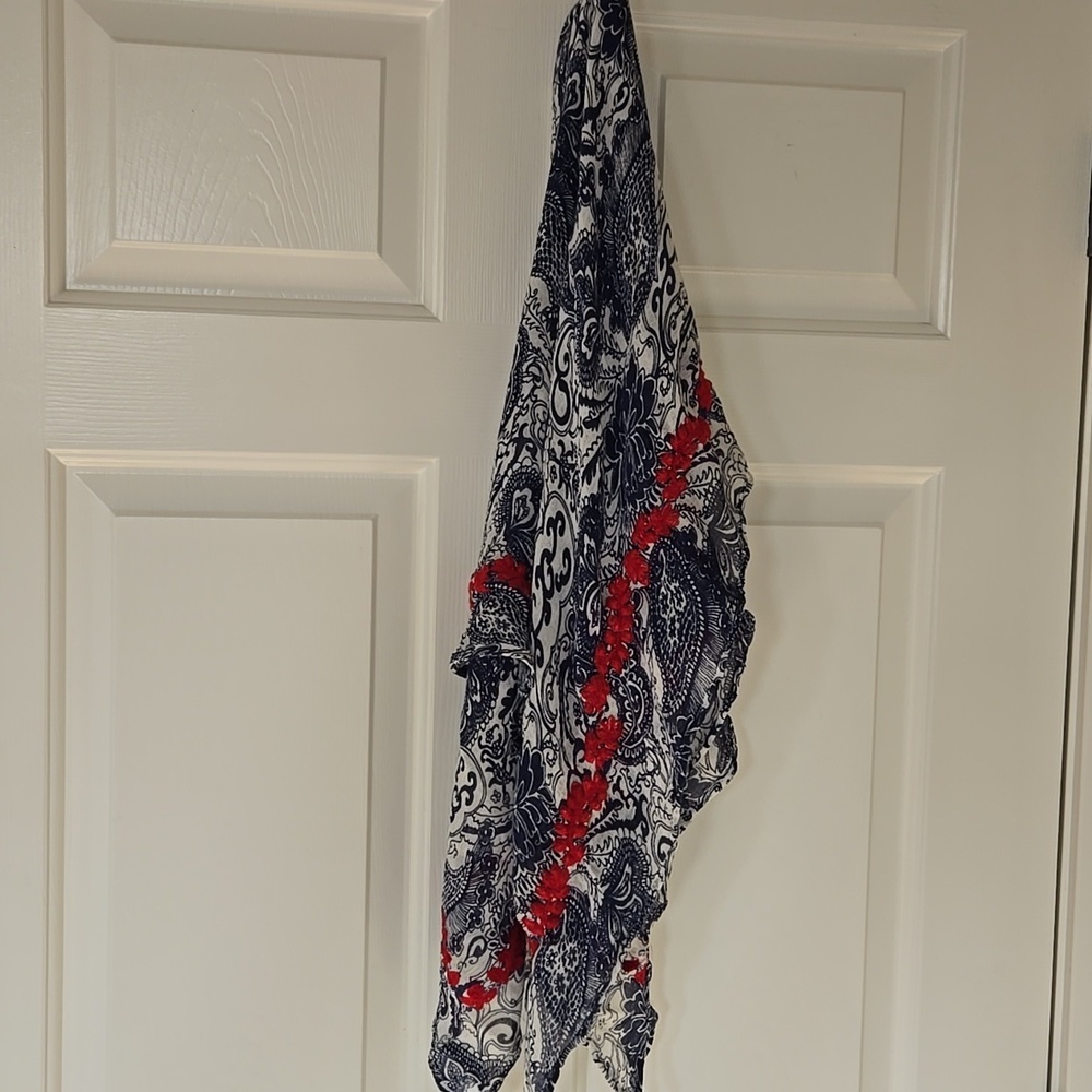 Lucky Brand Navy and Cream Scarf - Picture 12 of 13
